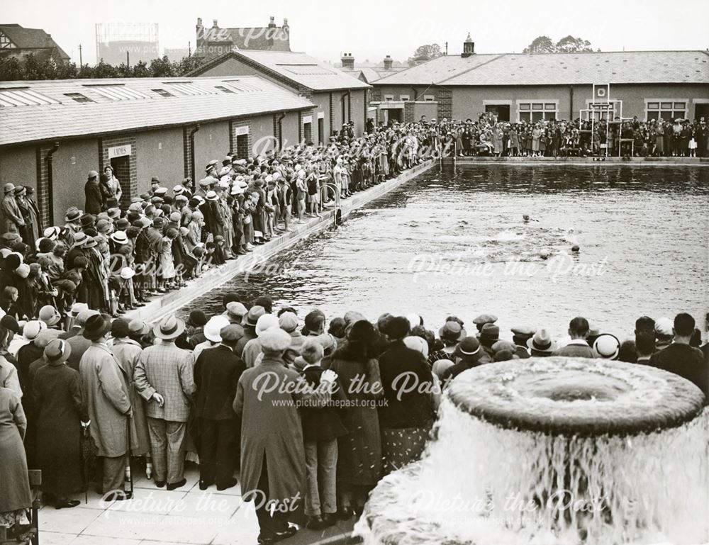 Long Eaton Outdoor Swimming Baths, c 1935-36