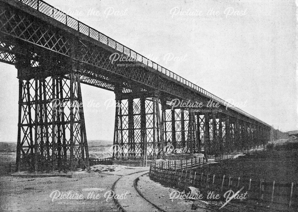 Construction of Bennerley Viaduct, Awsworth, 1877-1878