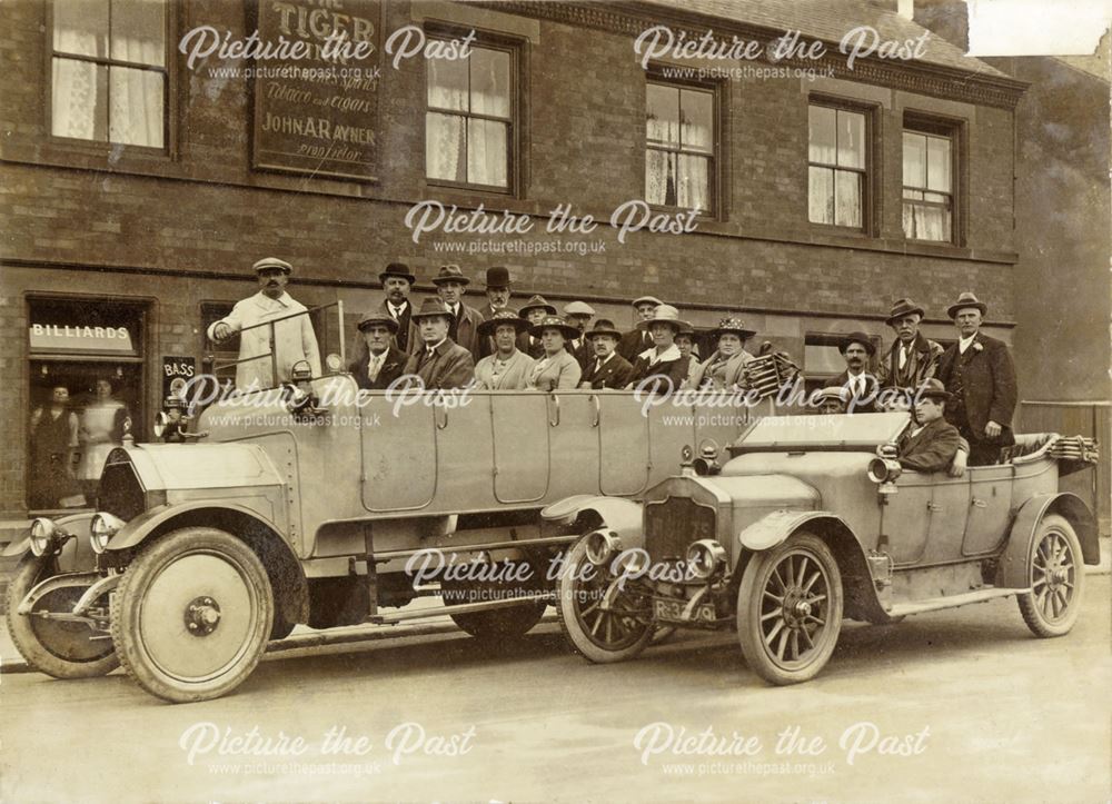 Tiger Inn charabanc trip, Tamworth Road, Long Eaton, c 1920s