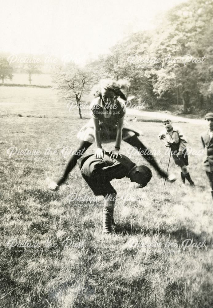 National School Outing to Beacon Hill, Leicestershire, 1930