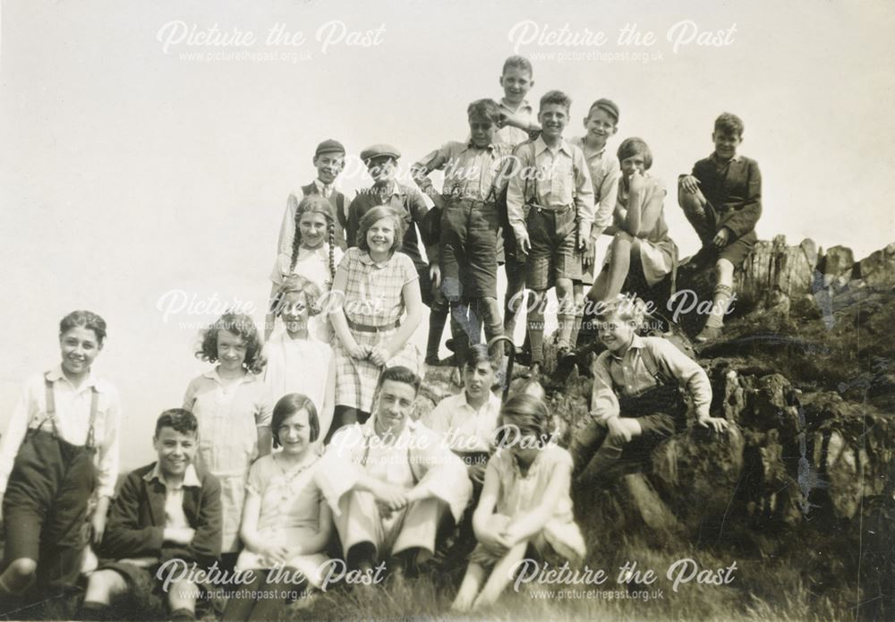 National School Outing to Beacon Hill, Leicestershire, 1930