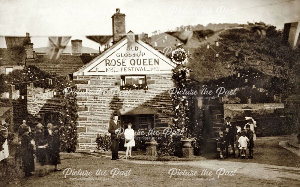 Rose Queen Festival and Opening of Manor Park, Old Cross, Old Glossop, 1927