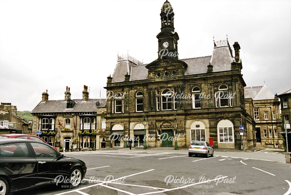 Town Hall and Kings Head Inn