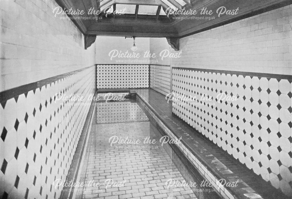 Smedley's Hydro - The Cold Plunge Pool within the Turkish Baths