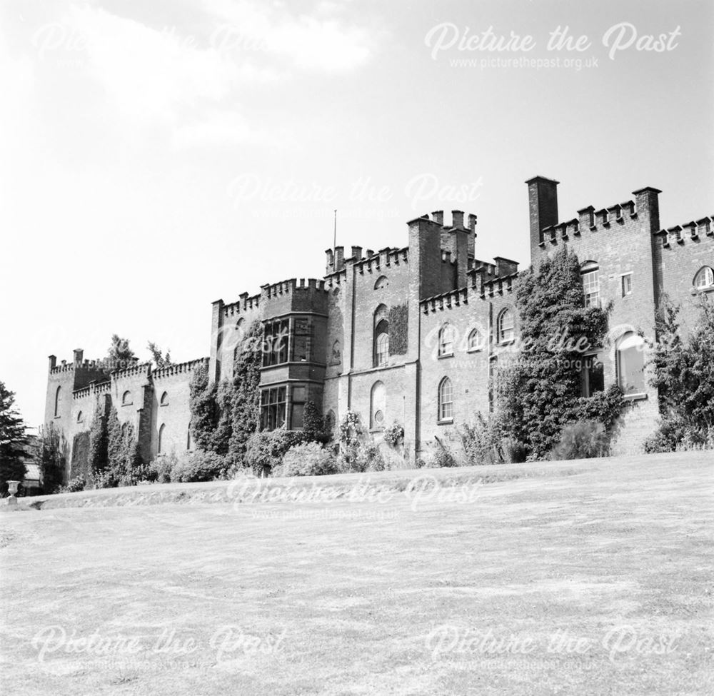 Bladen Castle, rear view