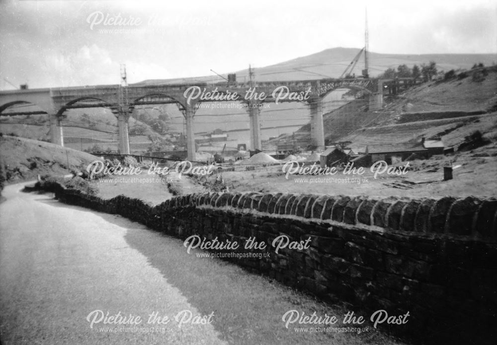 Ashopton Viaduct under construction