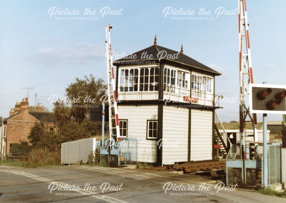 Pinxton Crossing Signal Box, 1984