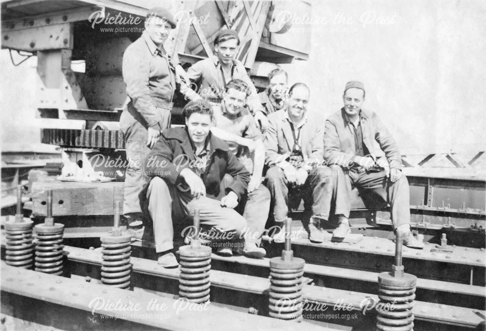 Willington Power Station, Group of workers