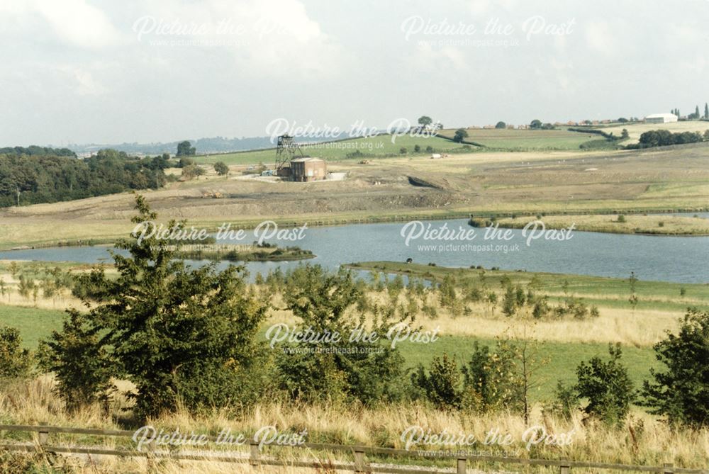 Shipley Lake and the remains of Shipley (Woodside) Colliery, 1984