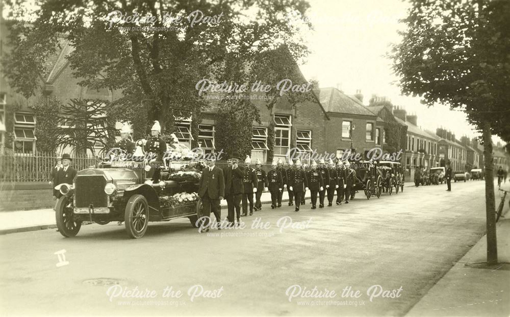 Fire Brigade funeral of Robert Longden (born 1869)