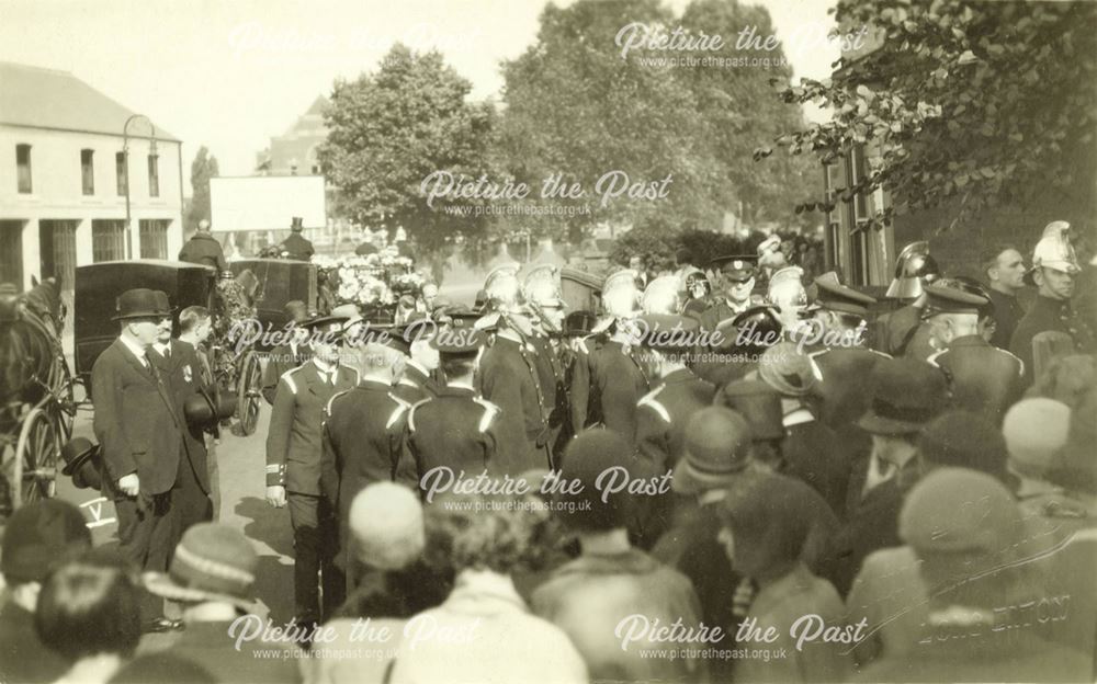 Fire Brigade funeral of Robert Longden (born 1869)