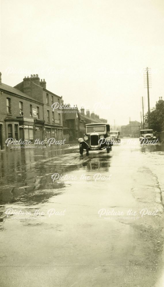 Floods on Station Road, Sandiacre, c 1932 ?