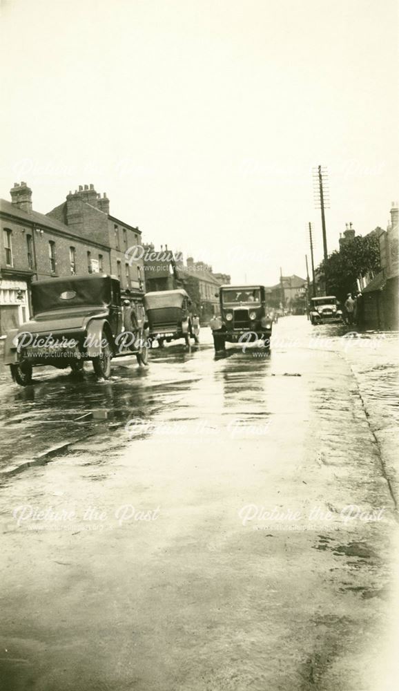 Floods on Station Road, Sandiacre, c 1932 ?