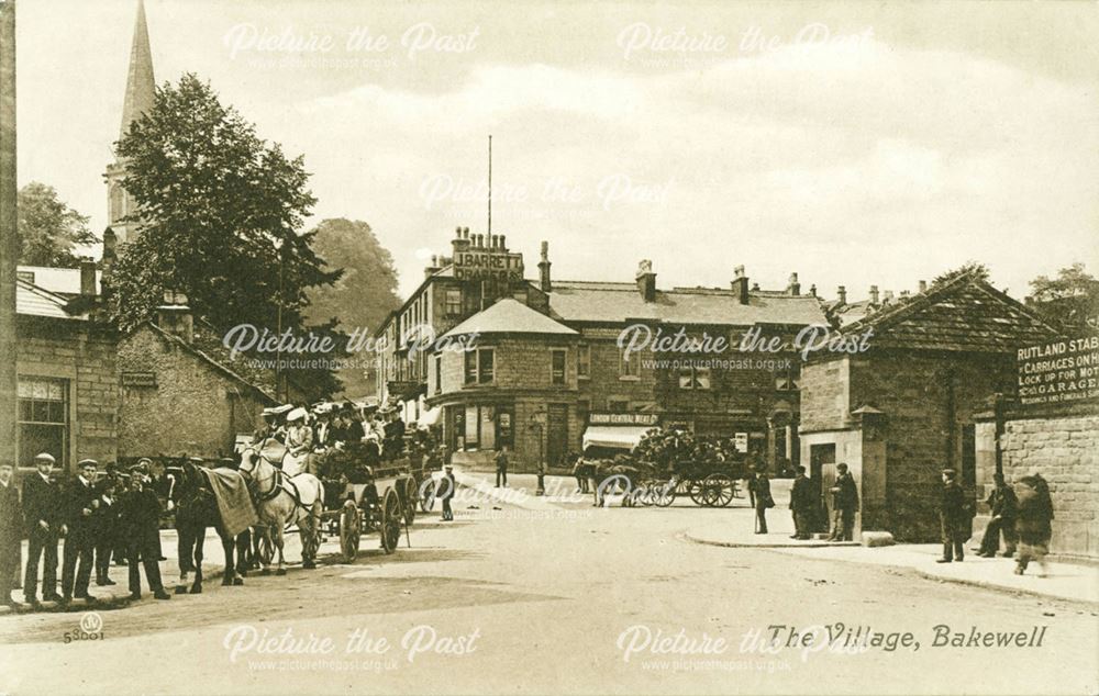 Bakewell Village showing Rutland Stables