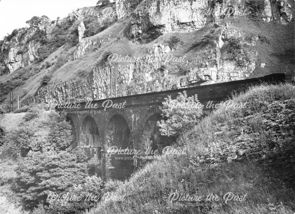 Viaduct on dismantled railway