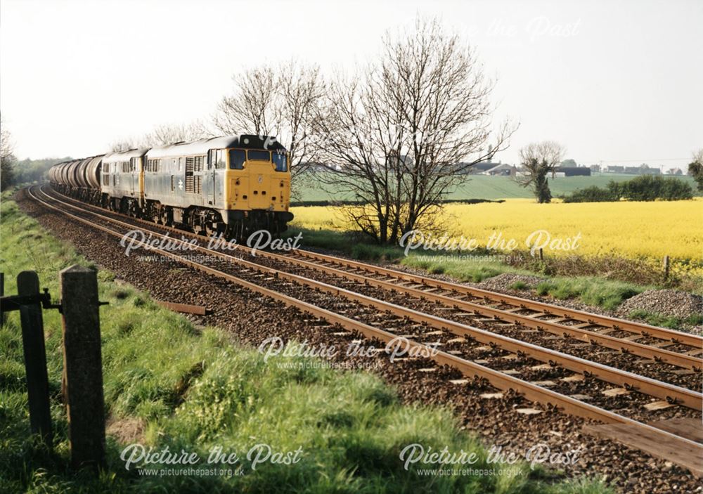 Class 31's passing Spring Farm, Chellaston