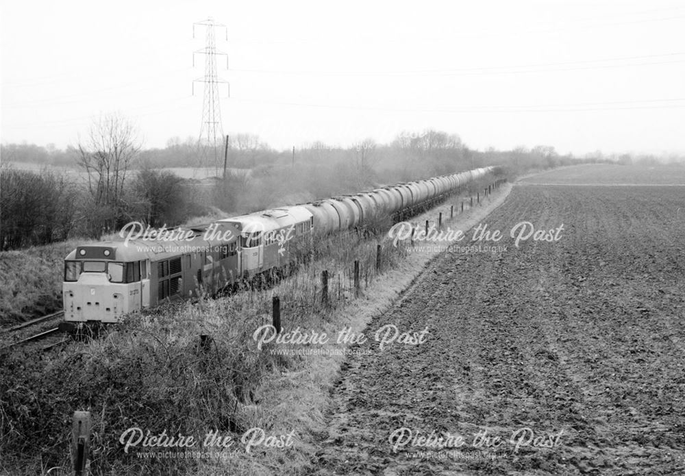 Railway running through Weston Hill Farm