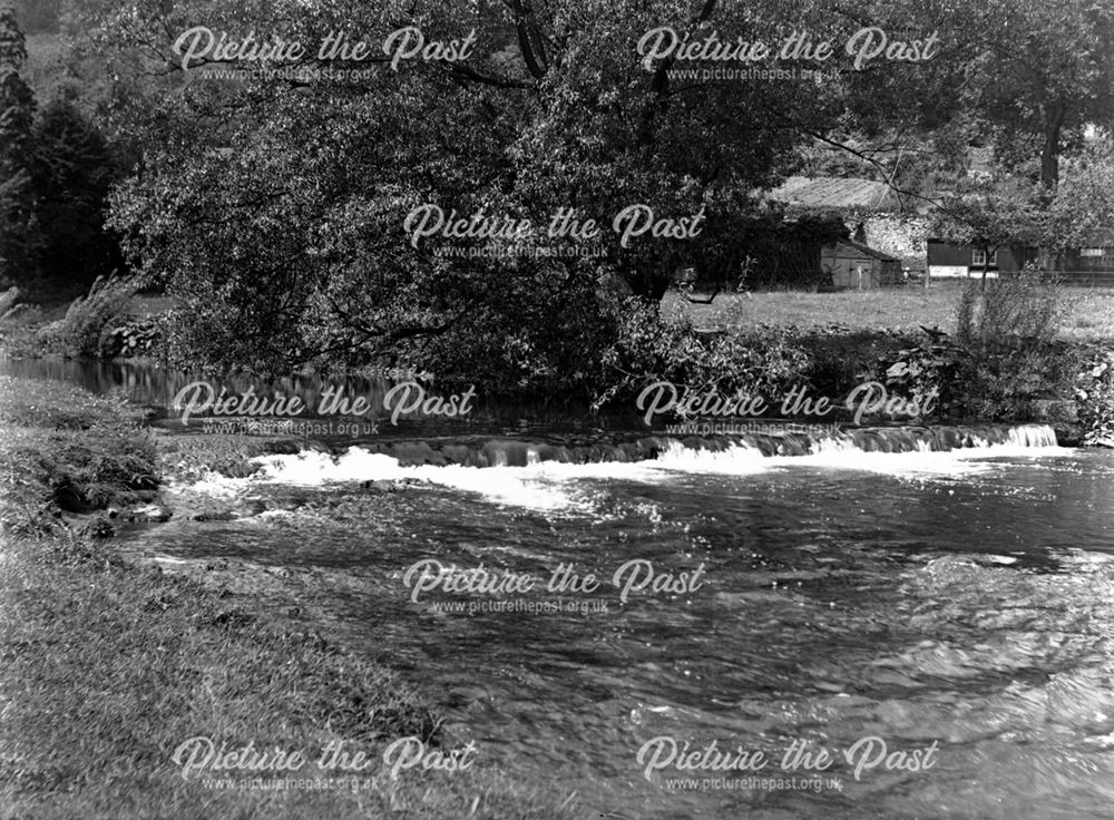 The River Wye at Ashford in the Water