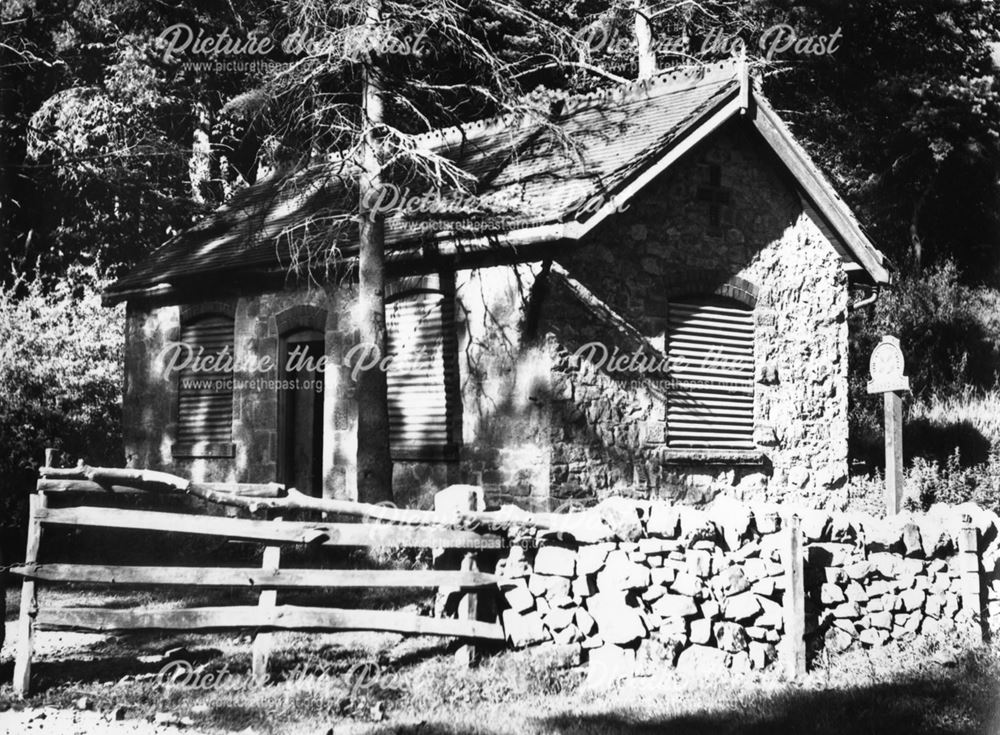 Pumping station in Wolfescote Dale