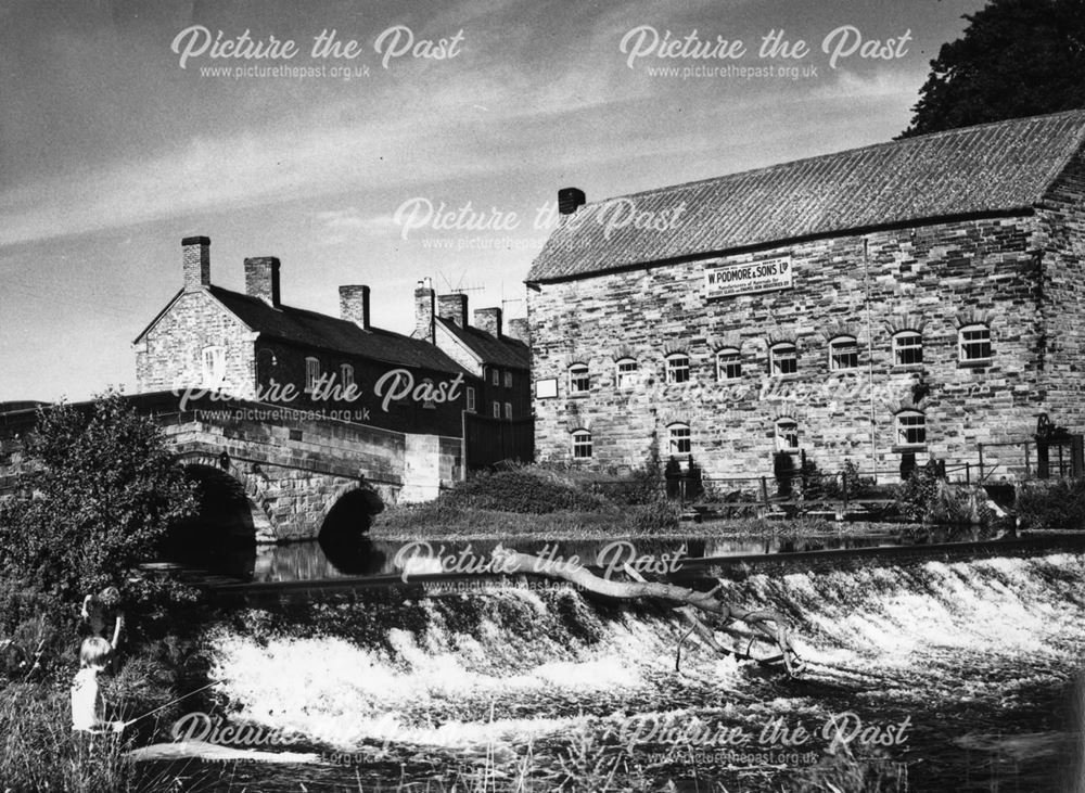 Bridge and weir in Rocester