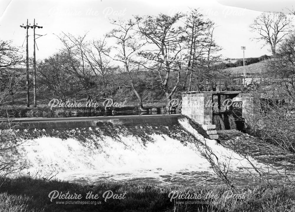 Weir at Wingfield Park Mill