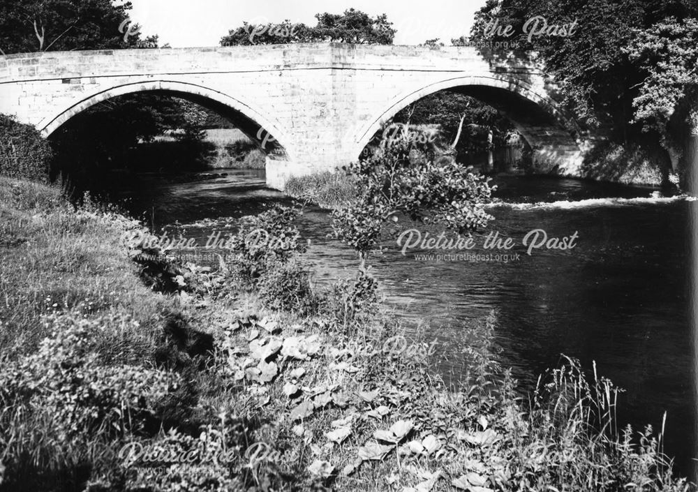 Norbury Bridge over the river Dove
