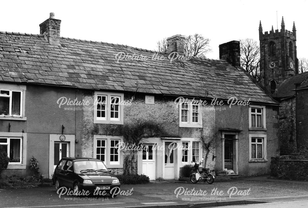 Terraced cottages in Hartington