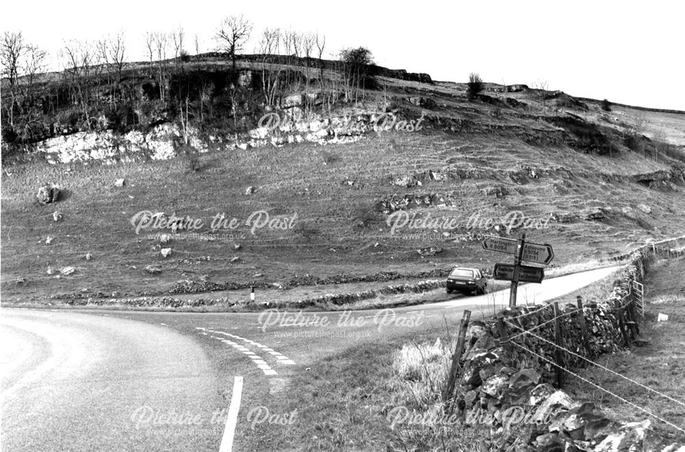 Junction of the B504 to Long Dale