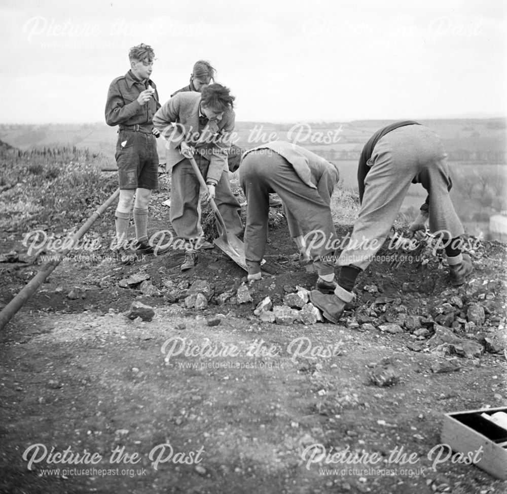 Group digging at Breedon