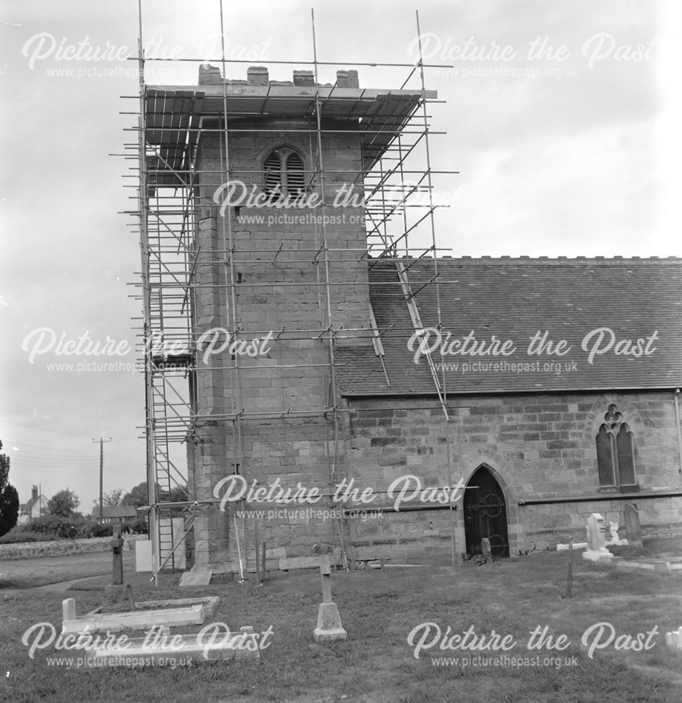 Scaffolding round tower