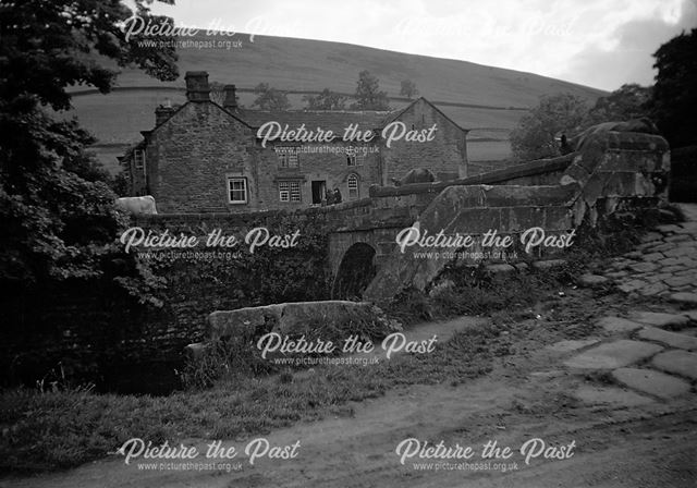 Bridge End Farm shortly before demolition, 1940s