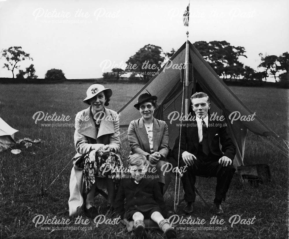 Holiday makers camping at Castle Top farm, Cromford, c 1936