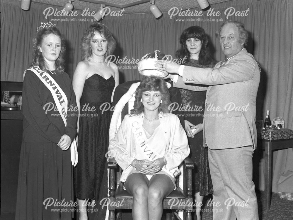 Crowning of Ilkeston Carnival Queen