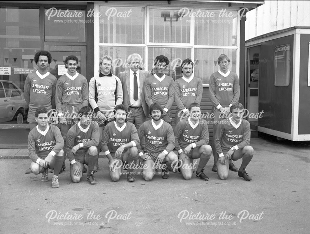 Gallows Inn Football Team sponsored by Sandicliffe, Nottingham Road, Ilkeston, c 1986