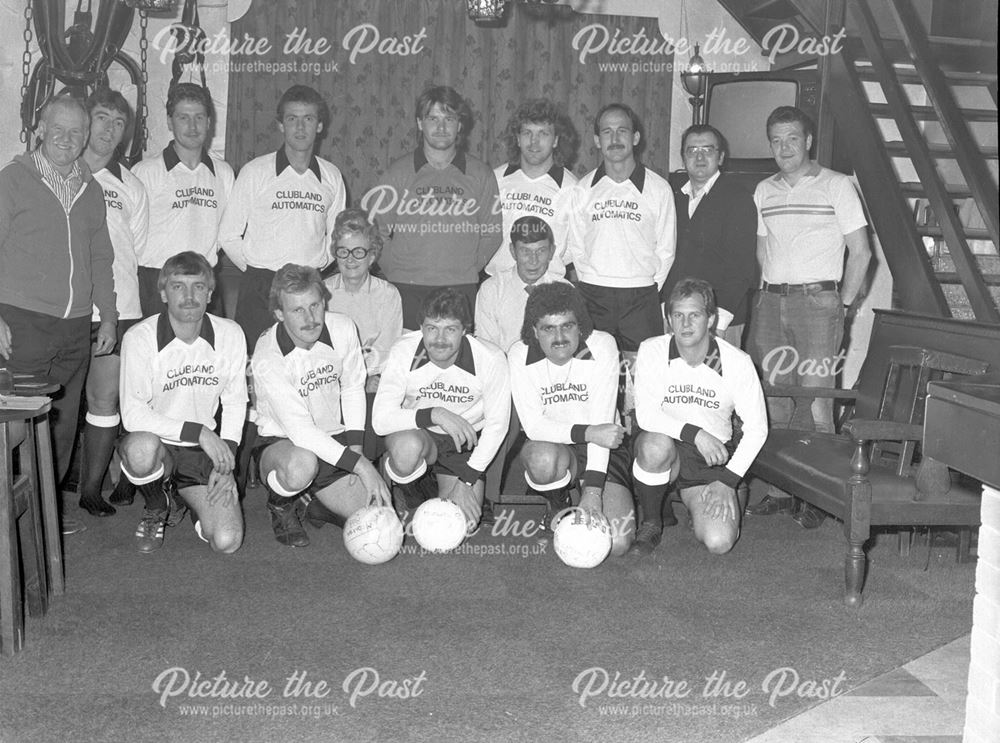 Middleton Football Club, Sponsored by Clubland Automatics, Ilkeston, 1985-86