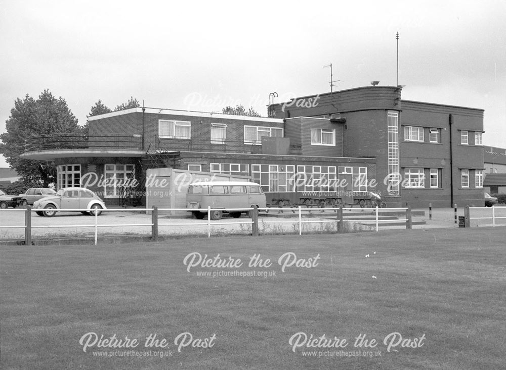 Stanton Institute Sports and Social Club, Hallam Fields Road, Ilkeston, c 1980s