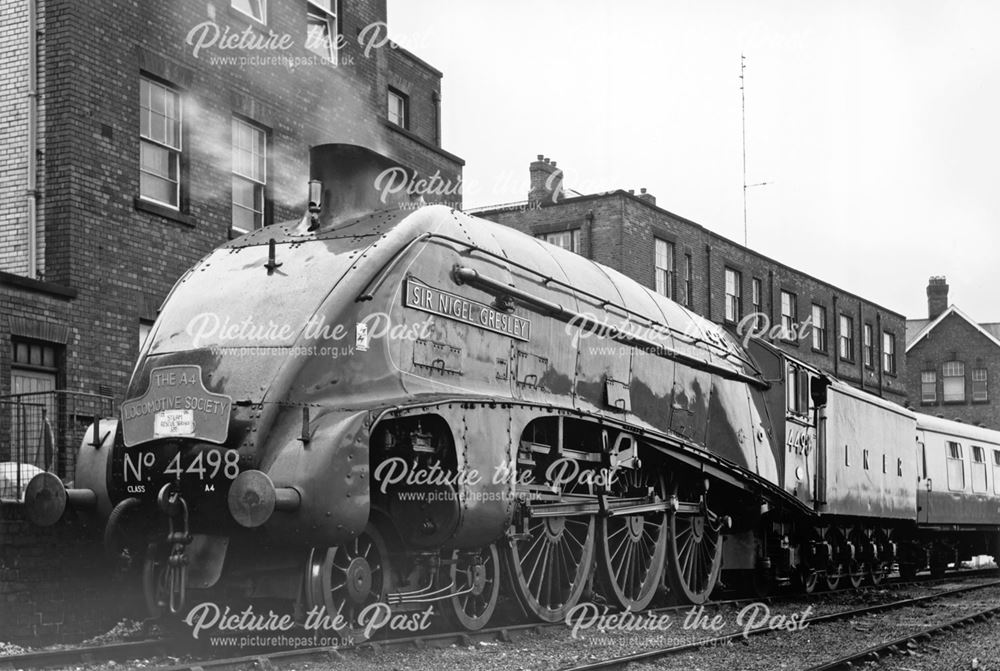 Steam loco Sir Nigel Gresley, Midland Railway Station, Railway Terrace, Derby, 1988