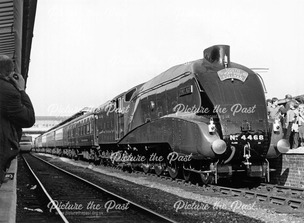 Steam loco Mallard, Midland Railway Station, Railway Terrace, Derby, 1986