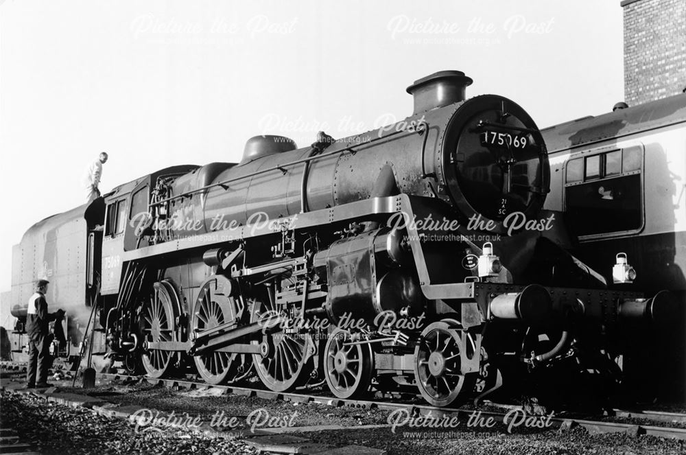 Steam loco 75069, Midland Railway Station, Railway Terrace, Derby, 1987