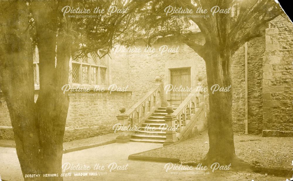 Dorothy Vernon's Steps, Haddon Hall, c 1900s