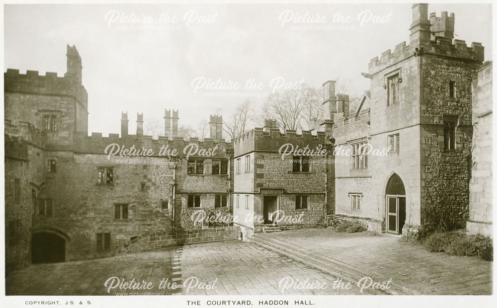 The Courtyard, Haddon Hall, Bakewell, c 1910