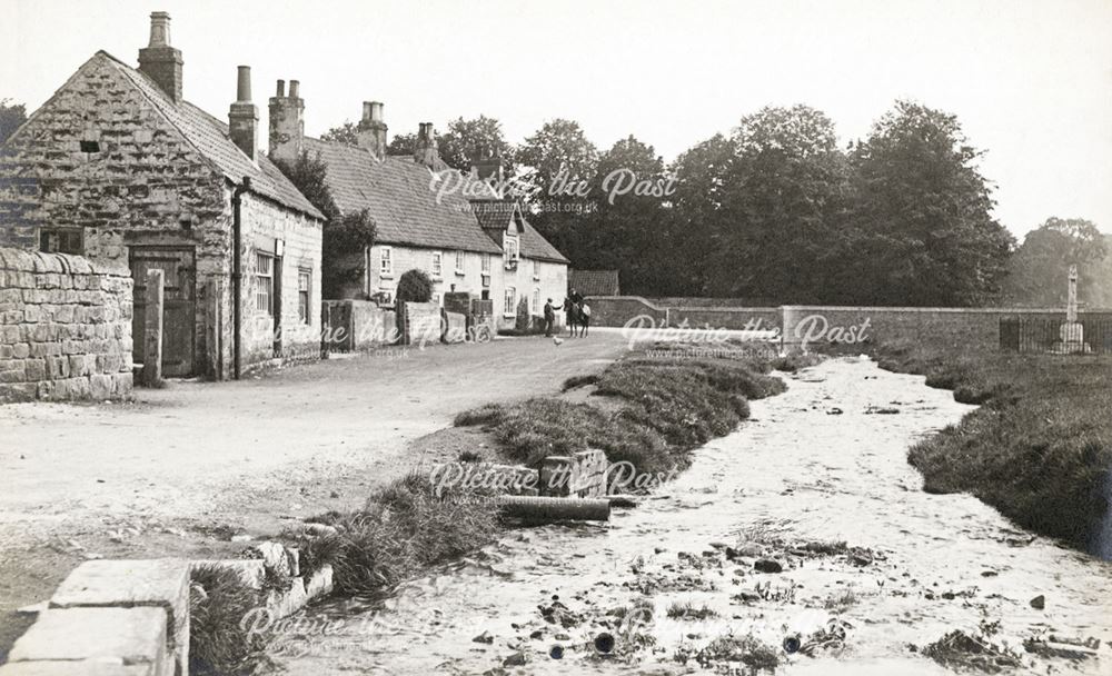 Jug and Glass public house, Langwith, c 1910?