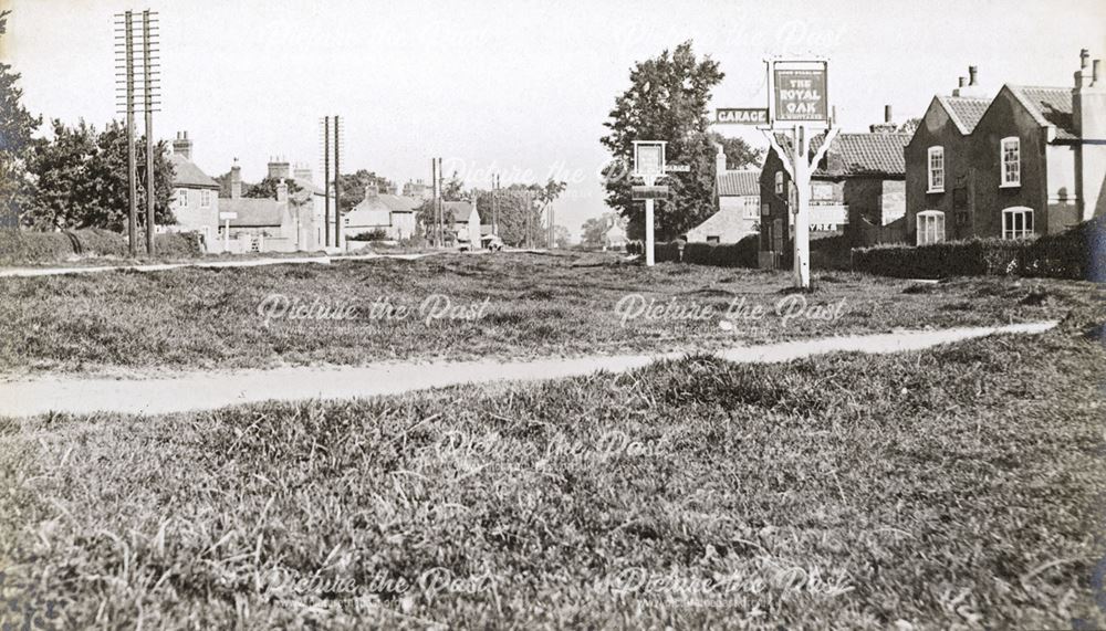 Royal Oak public house, Long Bennington, c 1920s?