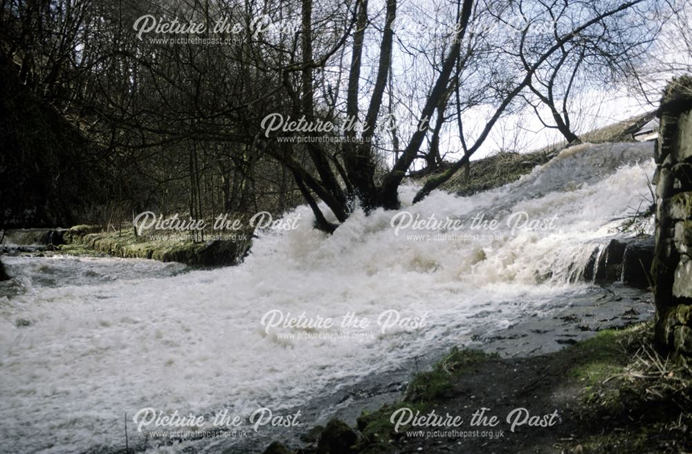 Overflow weir, River Wye, Litton Mill, Miller's Dale, Buxton, 1988