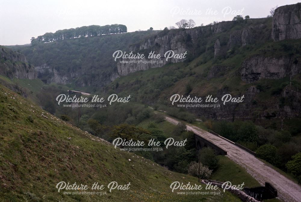 Midland Line to Manchester over the River Wye, near Meadow, Topley Pike, 1977