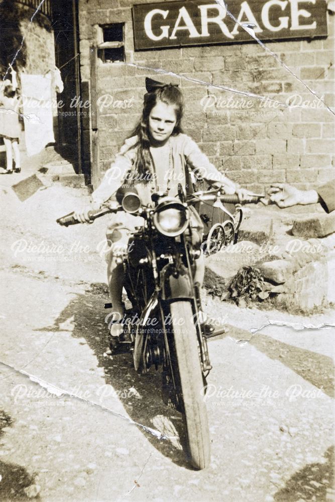 Dorothy Botham, Staffordshire Row, Cromford, c 1928