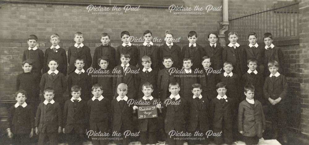 Gladstone Street School, Gladstone Street, Ilkeston, 1915