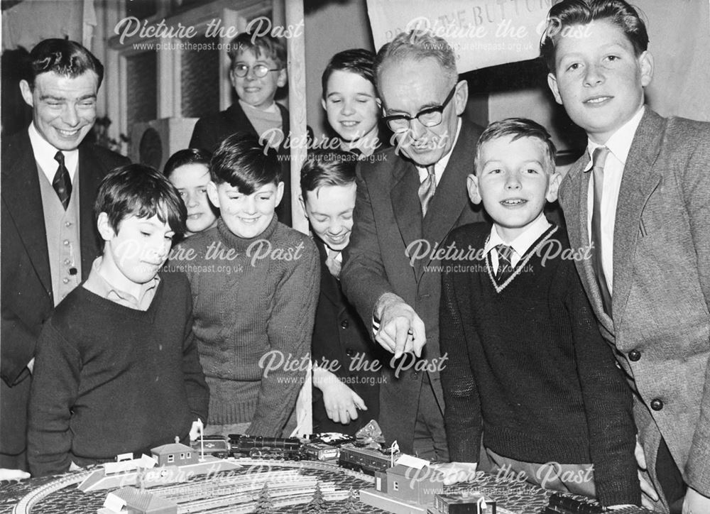 Church Members Admire Model Railway, Matlock Bath, 1960s