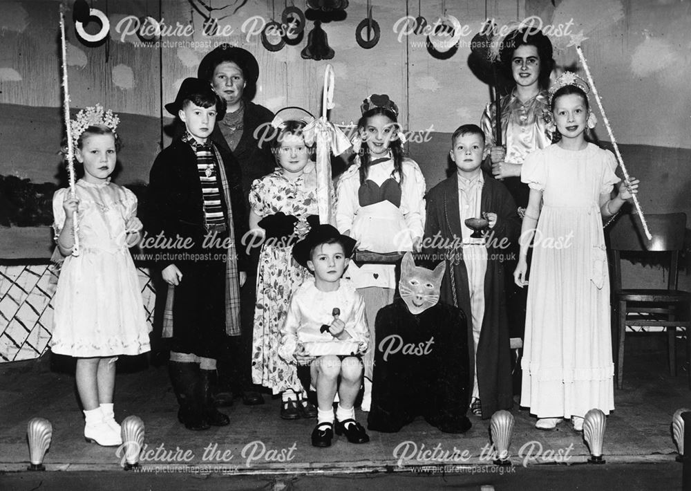 Sunday School Fancy Dress for Christmas, Doveholes?, 1950-60