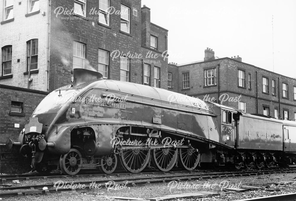 Steam loco Sir Nigel Gresley, Midland Railway Station, Railway Terrace, Derby, 1988